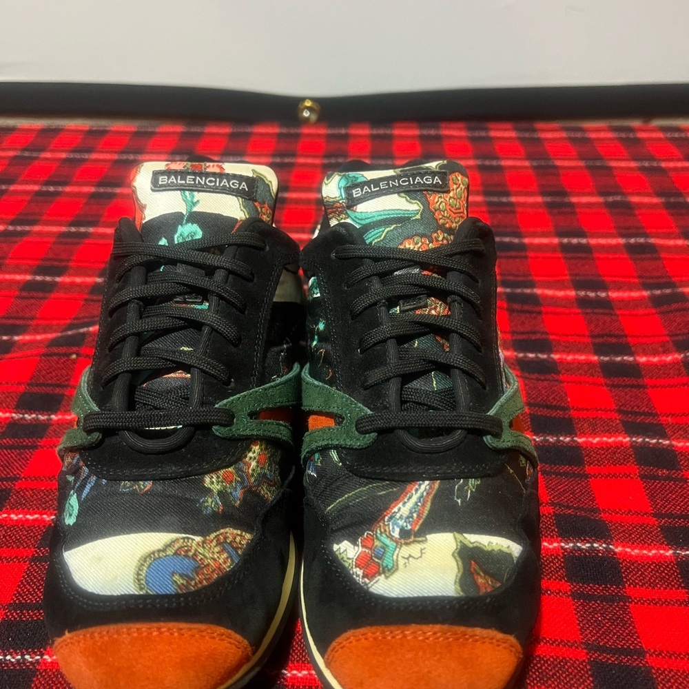 Balenciaga print and suede Stylish Multicolor women’s Sneakers - Picture 3 of 5